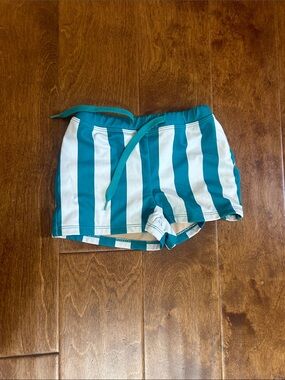 Kortni Jeane swim euro shorts 4/5